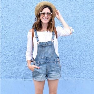 🌻 Denim Overall Shorts🌻